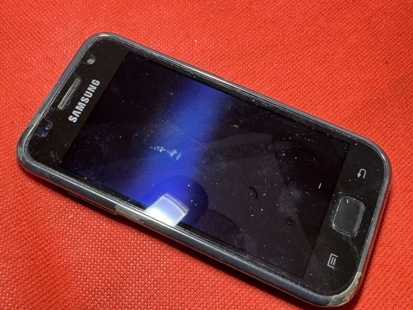 Samsung I9000 Galaxy S schwarz Smartphone defekt