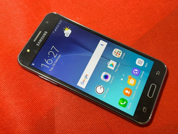 Samsung Galaxy J5 SM-J500FN (entsperrt) Smartphone schwarz