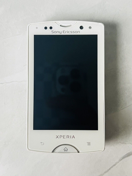 Sony Ericsson  XPERIA Mini ST15i – weiß-Smartphone