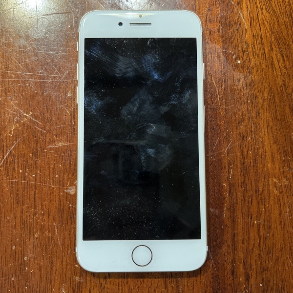 Apple iPhone 7 – 32GB – Roségold – entsperrt A1778 voll funktionsfähig guter Zustand