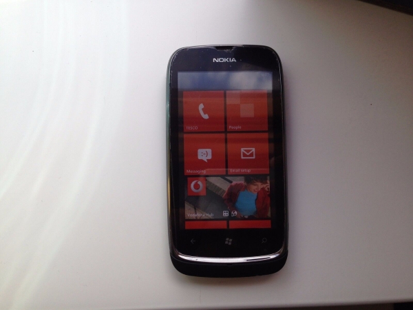 Nokia Lumia 610 – 8 GB – Smartphone schwarz (entsperrt)