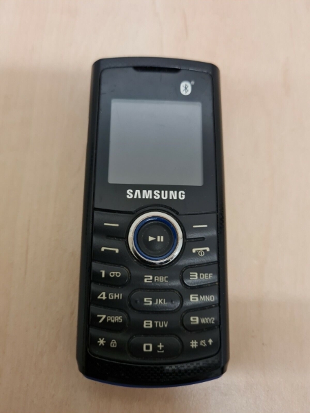 Samsung E GT-E1212B – Smartphone schwarz (Tesco/02)