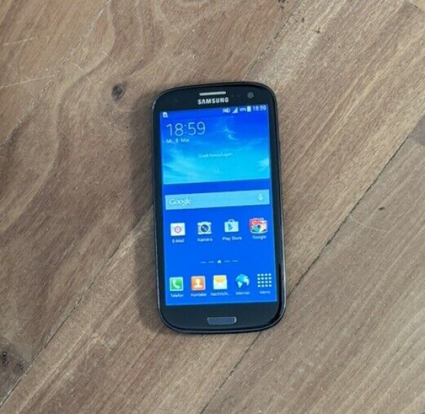 Samsung Galaxy S3 Neo GT-I9301I 16GB Schwarz  Android Smartphone Wie Neu Händler