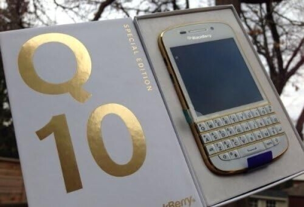 BlackBerry Q10 – 16GB – Weißgold Special Limited Edition (entsperrt) Smartphone