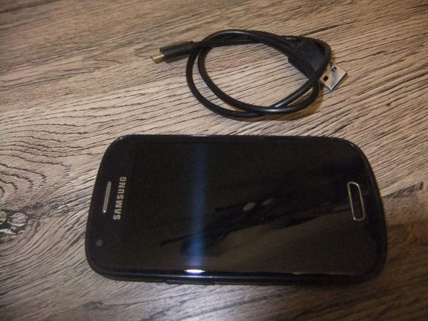 Samsung Galaxy S 3 mini GT-I8200N – 8GB – Blau Smartphone