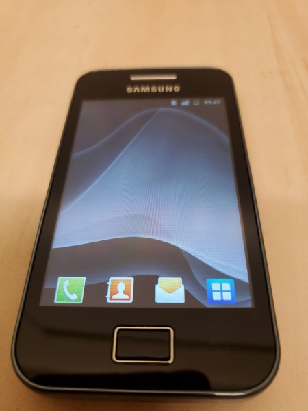 Samsung Galaxy Ace GT-S5830 – Smartphone lila (Vodafone/Lebara)