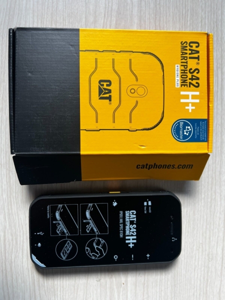 Neu CAT S42H+ Dual Sim Industrie Militär Test Spezifikation Robustes Telefon – 32GB – IP69