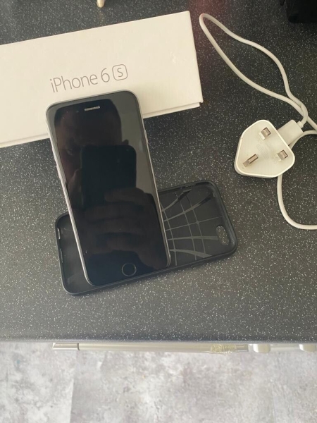 Apple iPhone 6s 32GB 4,7 Zoll (entsperrt) Smartphone – Spacegrau