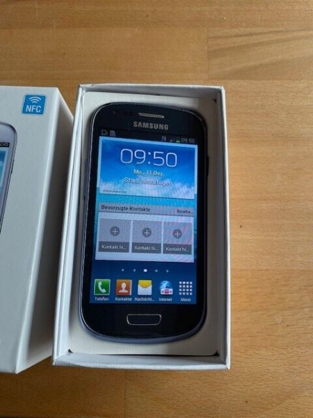 Samsung Galaxy S III mini GT-I8200N 8GB (Ohne Simlock) Smartphone blau