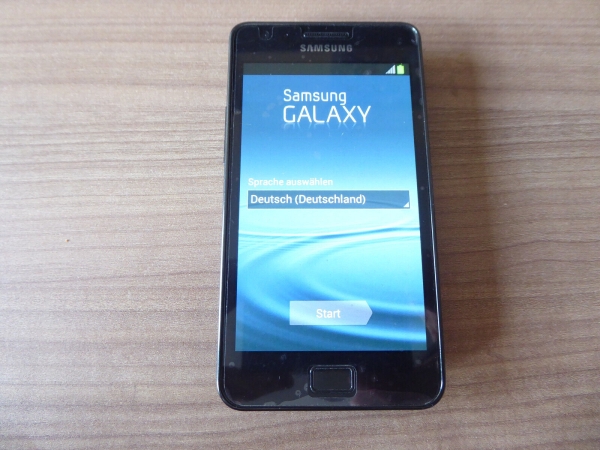 Samsung  Galaxy S II GT-I9100P – 16GB – Schwarz (Ohne Simlock) Smartphone