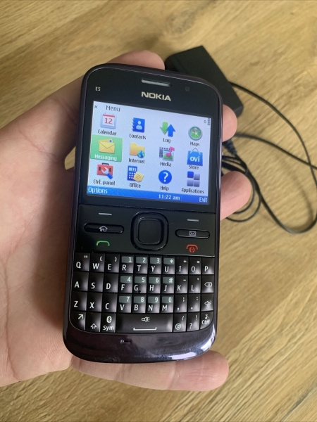 Nokia  E5-00 – Carbon Black (Ohne Simlock) Smartphone Top Zustand!!