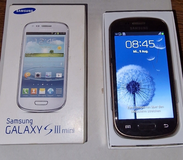 Samsung Galaxy S3 Mini GT-I8190 – 8GB Braun (Ohne-Simlock) Handy – Smartphone