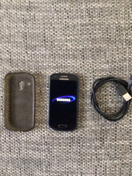 Samsung  Galaxy S III mini GT-I8190 – 8GB – Onyx Black (Ohne Simlock) Smartphone