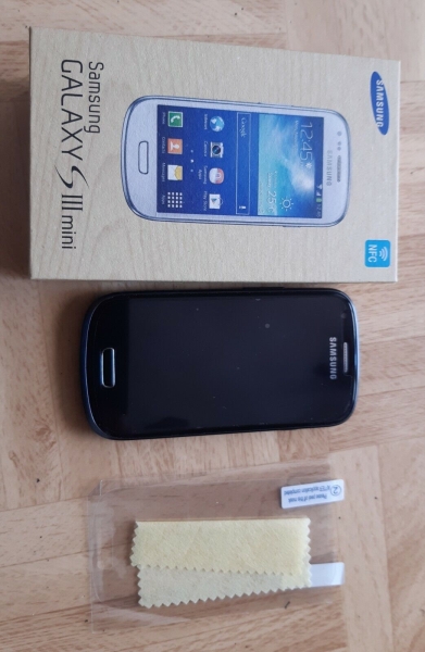 Samsung Galaxy S III mini GT-I8200N – 8GB (Ohne Simlock) Smartphone -…