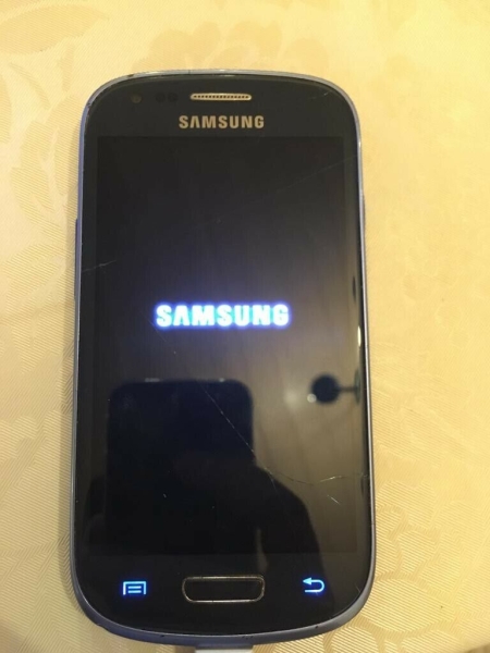 Samsung Galaxy S III Mini GT-I8190 – 8 GB – kieselblau (entsperrt) Smartphone