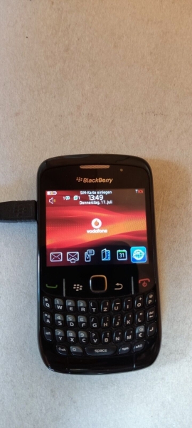 BlackBerry  Curve 8520 – Schwarz (Vodafone) Smartphone (QWERTZ Tastatur)