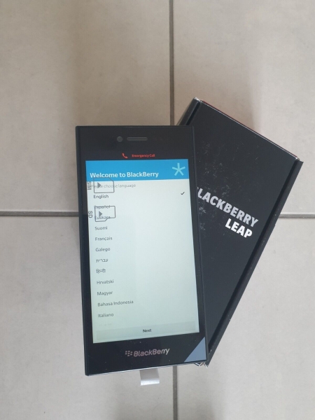 BlackBerry  Leap – 16GB – Schwarz (Ohne Simlock) Smartphone