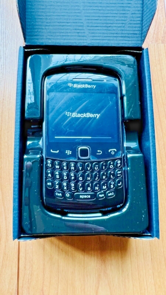 BLACKBERRY CURVE 9360 – SCHWARZ T-HANDY SMARTPHONE MOBIL – QWERTY – VERPACKT