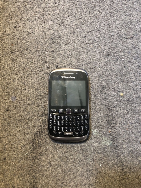 BlackBerry Curve 9320 – weiß (T-Mobile) Smartphone (AKKU NICHT ENTHALTEN)