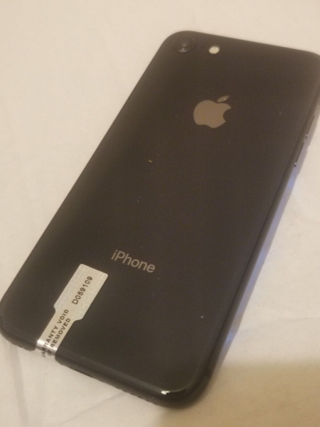 Apple iPhone 8 – 64GB – (entsperrt) Rissige Vorderseite