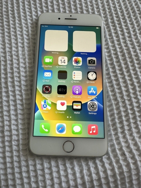 Apple iPhone 8 Plus – 256GB – silber (entsperrt) Rückseite gerissen, Bildschirm zerkratzt