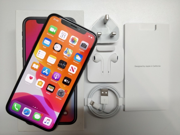 Apple iPhone X 64GB Spacegrau ENTSPERRT Smartphone 100% BH