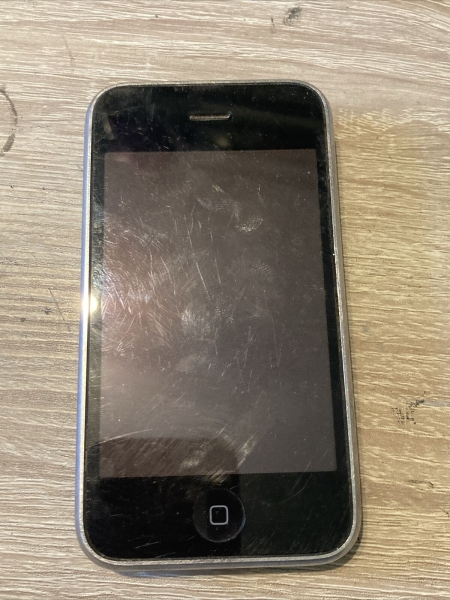 Apple iPhone 3G – 8GB – Schwarz A1241 ungeprüfte Ersatzteile und Reparaturen