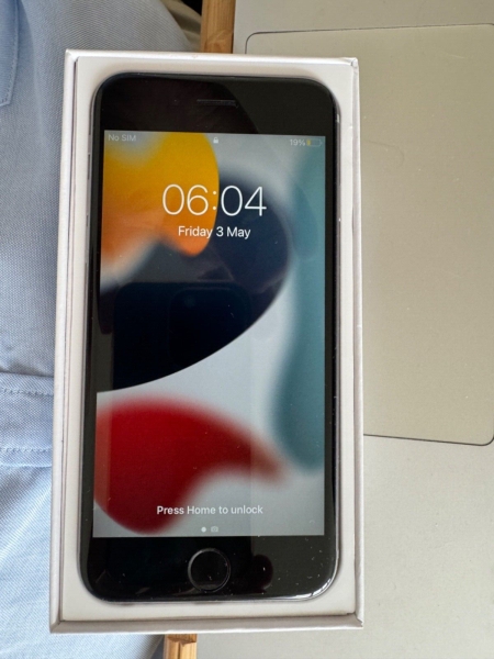 Apple NKQN2ZD/A iPhone 6s – 64GB – Spacegrau (entsperrt)