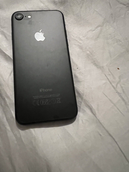 Apple iPhone 7 128GB – Schwarz (entsperrt) A1778 (GSM)