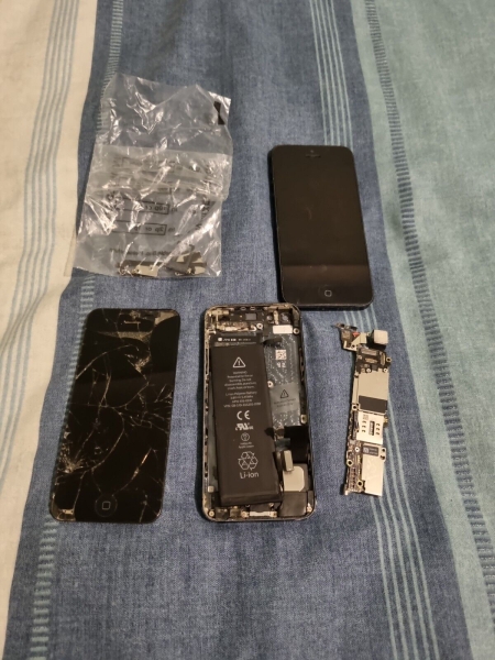 Apple iPhone 5 A1429 16GB schwarz & schiefer Restposten Konvolut Ersatzteile & Reparaturen X2