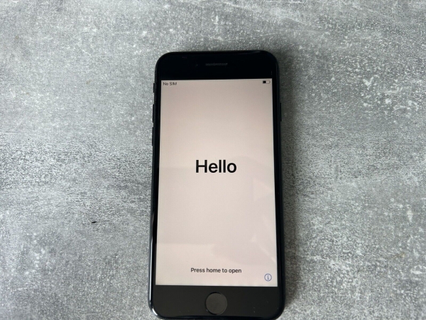 Apple iPhone 7 128GB – Schwarz (entsperrt) A1778 (GSM)