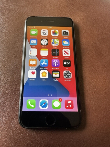 Apple iPhone 7 128GB – Schwarz entsperrt A1778