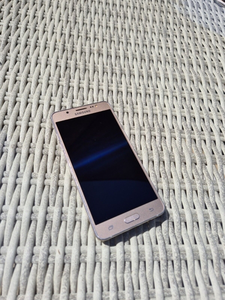 Samsung Galaxy J5 Smartphone SM-J510FN