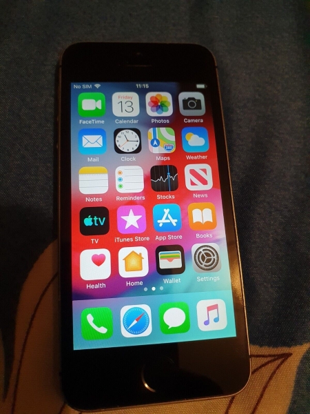 Apple iPhone 5s – 16 GB – Spacegrau (entsperrt) A1457 (GSM)