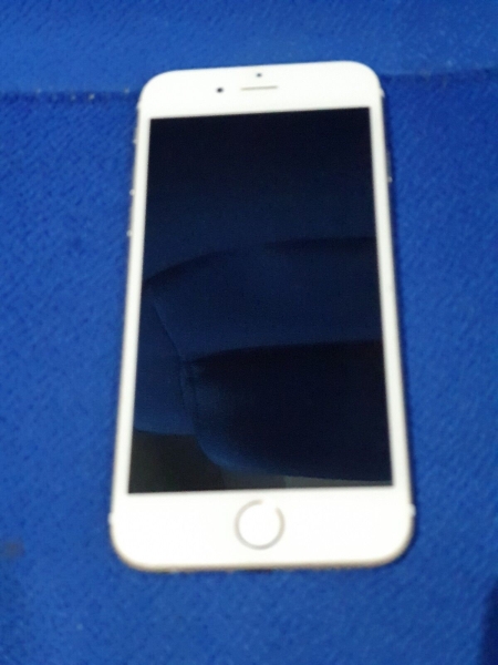 Apple iPhone 6s 64GB Smartphone – Gold (entsperrt)