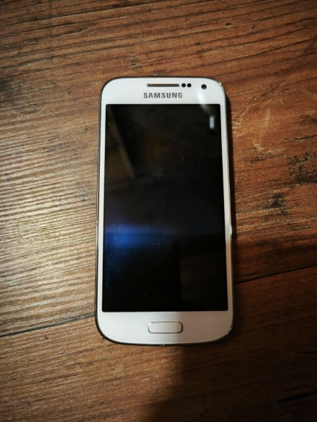 Samsung  Galaxy Mini GT-S5570I – Chic White (Ohne Simlock) Smartphone