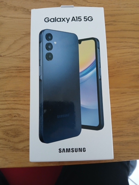 Smartphone Samsung Galaxy A 15 5 G blau, neu