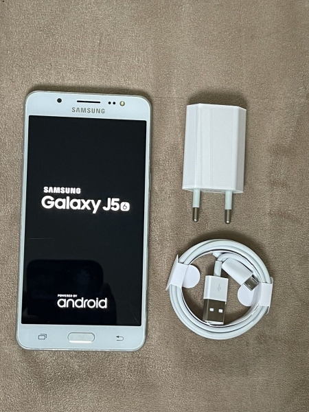 Samsung Galaxy J5 (2016) SM-J510FN – 16 GB – weiß (entsperrt) Smartphone