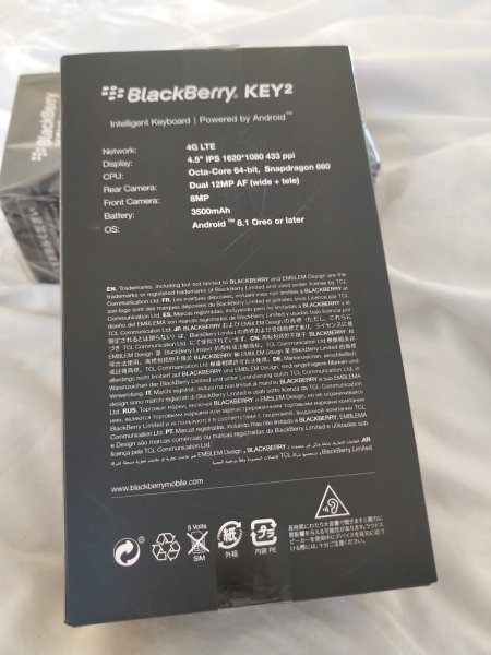 NEU BlackBerry Key2 64GB schwarz QWERTZ entsperrt OPEN Box BBF100-1 mit Google