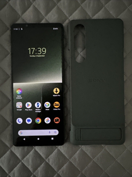 Sony Xperia 1 V 256GB Android 5G Dual Sim Smartphone entsperrt khaki grün