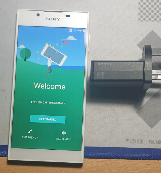 Sony XPERIA L1 G3311 – weißes Smartphone