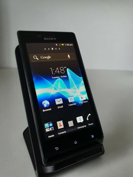 Sony XPERIA J – 4 GB – Smartphone schwarz EE gesperrt