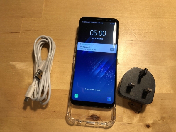 Samsung Galaxy S8 SM-G950F 64GB Mitternachtsschwarz ENTSPERRT (rissiger Bildschirm)