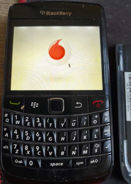 BlackBerry Bold 9780 – Schwarz (Vodafone) Smartphone Ersatzteile Reparaturen gesperrt bdad