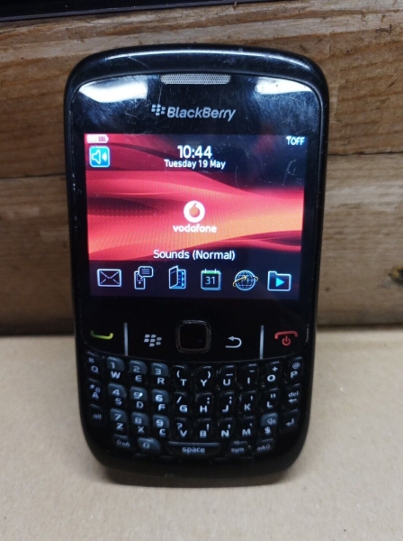 BlackBerry Curve 8520 – Smartphone schwarz (Vodafone)