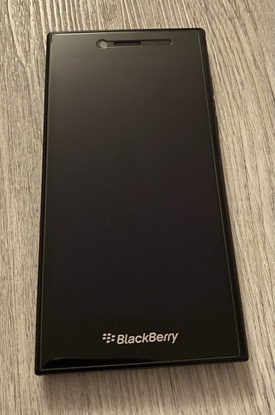 BlackBerry Leap – Schwarz (Ohne Simlock) Smartphone Mit Zubehörpaket