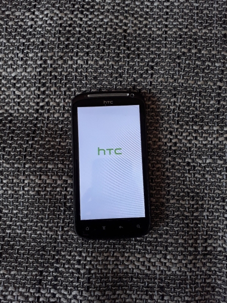 HTC Sensation Smartphone/ Handy – 1GB – dunkelgrau (ohne Simlock und Zubehör)