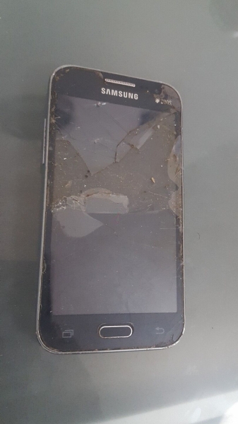 Samsung Galaxy Core Prime G360H – GUTER ZUSTAND! – DEFEKT – FOR PARTS – ANGEBOTE