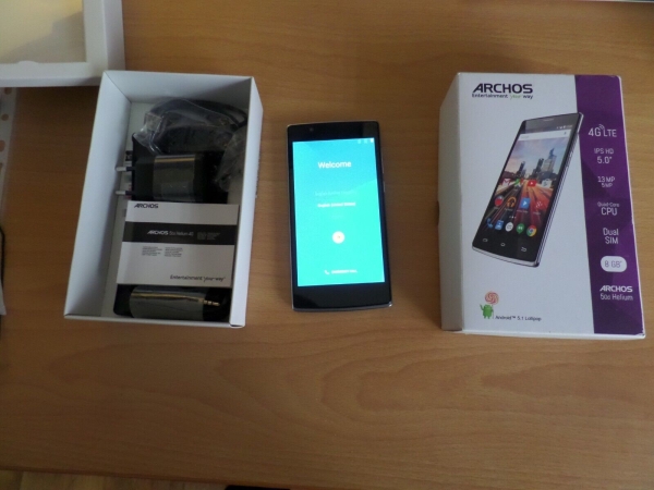 Smartphone Archos 50 D Helium 4G 8 GB Dual SIM mit 3 rückschalen