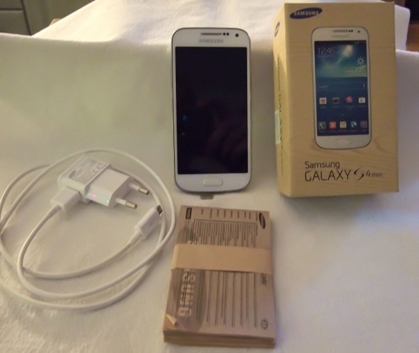 Samsung  Galaxy S4 mini GT-I9195 – 8GB – Weiß (Ohne Simlock) Smartphone